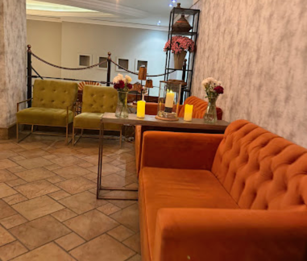 مطعم و مقهى توباز / Topaz Restaurant & Cafe